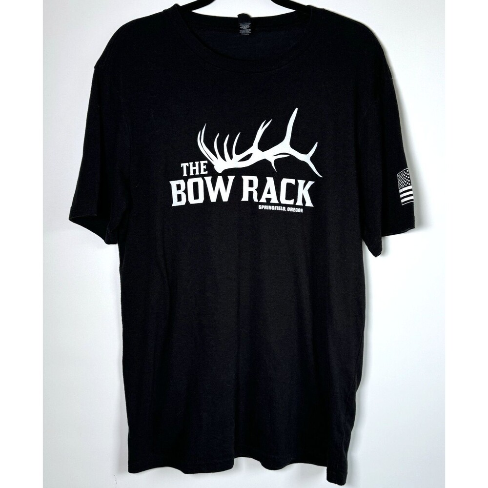 The Bow Rack T Shirt Men Large Black Springfield Oregon USA Flag Archery Hunting